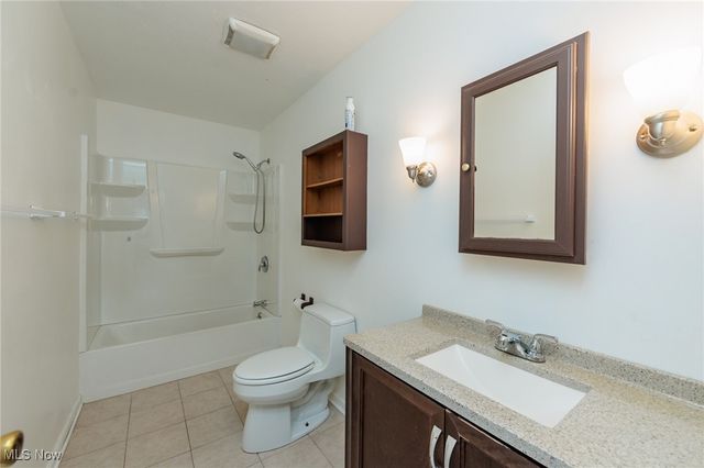 738 West Shore Boulevard, Sheffield Lake, OH 44054