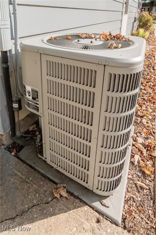 738 West Shore Boulevard, Sheffield Lake, OH 44054