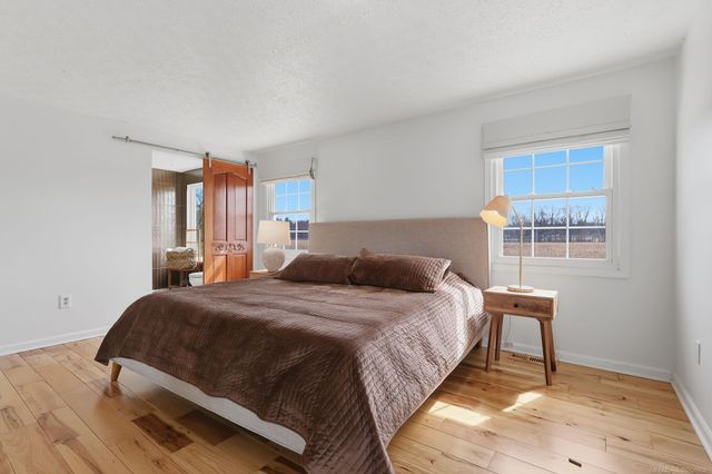 495 Lakes Edge Drive, Oxford, MI 48371