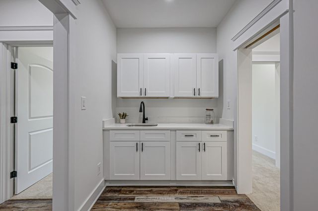 8301 Hartsville Pike, SE, Lebanon, TN 37087