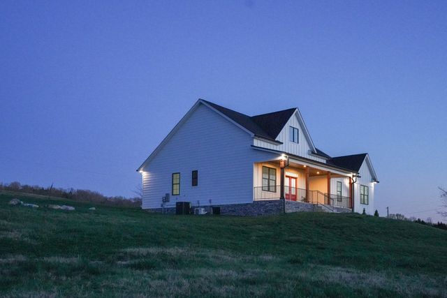 8301 Hartsville Pike, SE, Lebanon, TN 37087