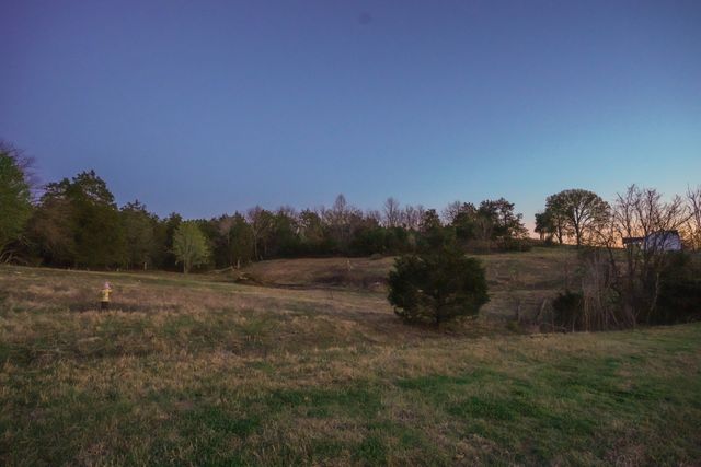 8301 Hartsville Pike, SE, Lebanon, TN 37087