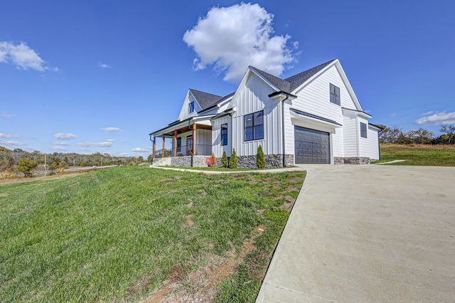 8301 Hartsville Pike, SE, Lebanon, TN 37087