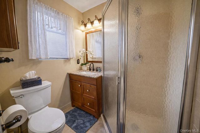 7 Poinsetta Avenue, Middle Island, NY 11953