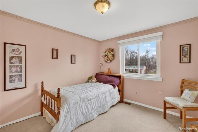 7336 Mustang Drive, Clarkston, MI 48346