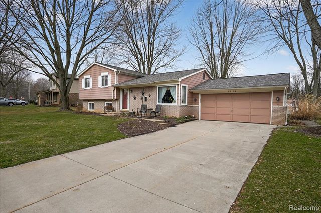 7336 Mustang Drive, Clarkston, MI 48346