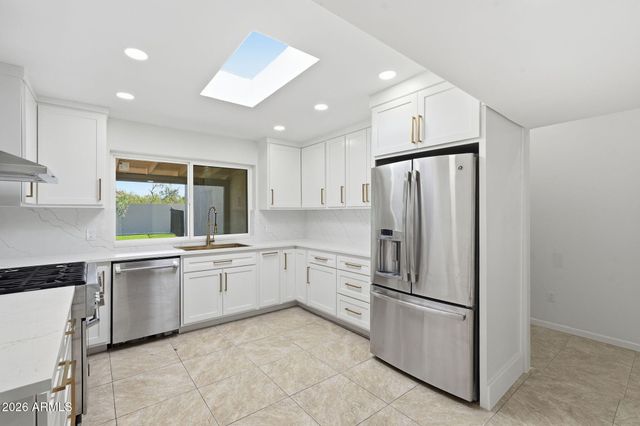 5350 N 1ST Avenue, Tucson, AZ 85718