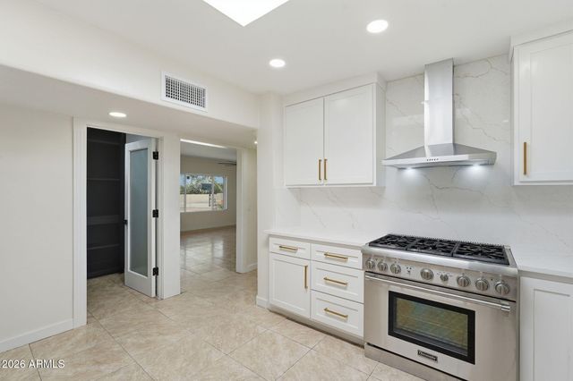 5350 N 1ST Avenue, Tucson, AZ 85718