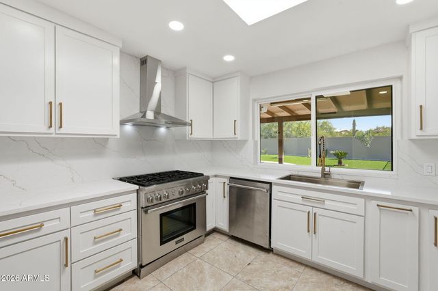 5350 N 1ST Avenue, Tucson, AZ 85718