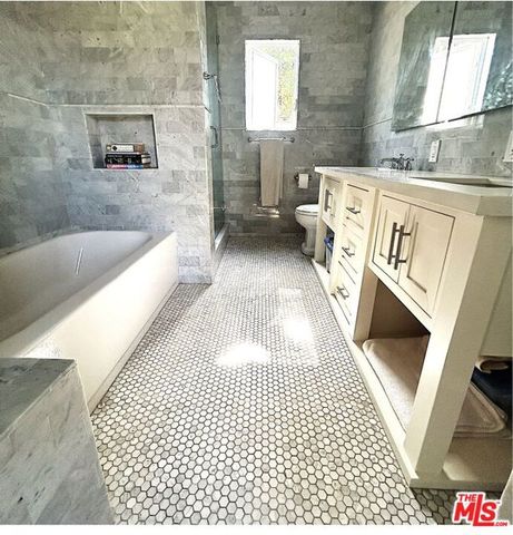 3001 Passmore Drive, Los Angeles, CA 90068