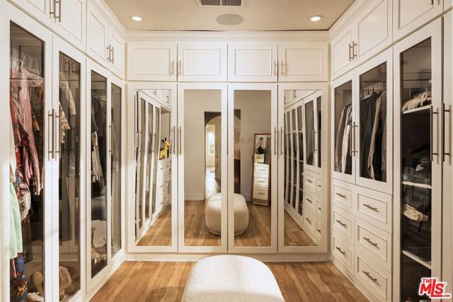 3001 Passmore Drive, Los Angeles, CA 90068