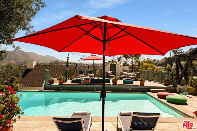 3001 Passmore Drive, Los Angeles, CA 90068