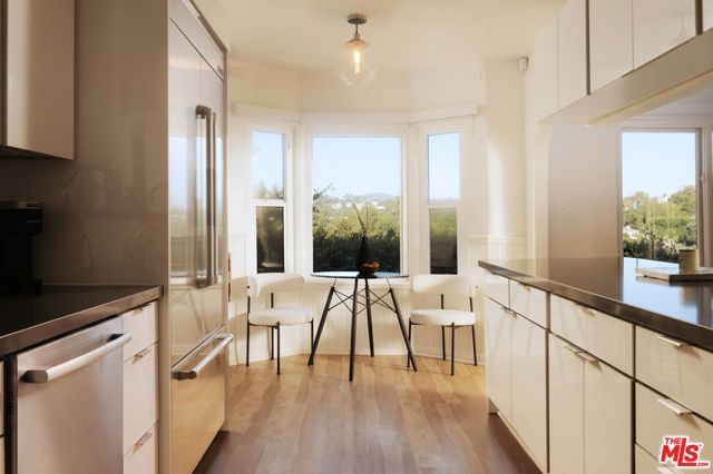 3001 Passmore Drive, Los Angeles, CA 90068