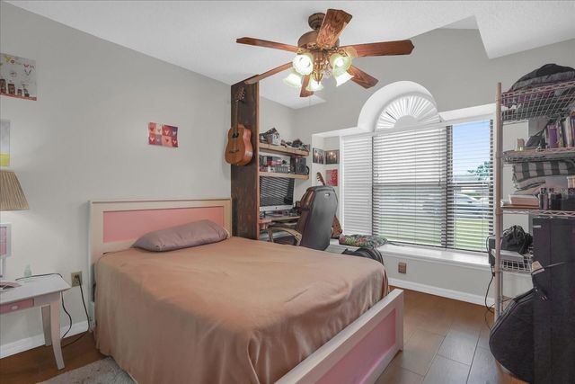 615 MCKINLEY COURT, Kissimmee, FL 34758