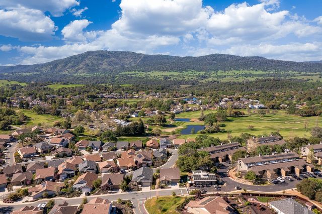 401 Mccauley Ranch Rd, Angels Camp, CA 95222