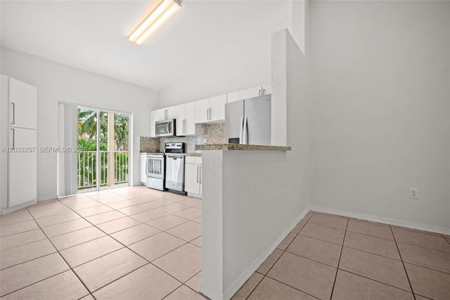 6900 NW 179th Street 2041, Hialeah, FL 33015