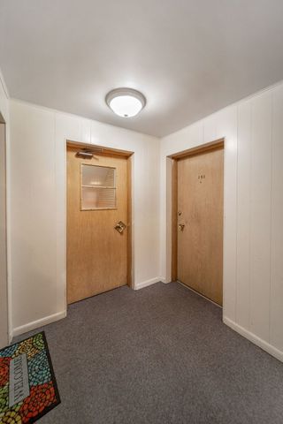 5841 W Lawrence Avenue 2NE, Chicago, IL 60630