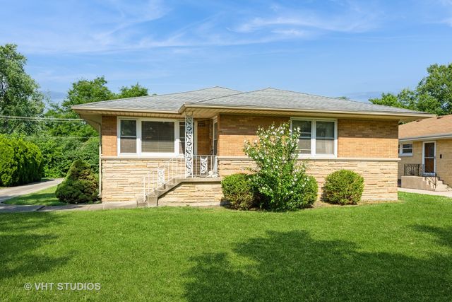 1250 Forest Road, La Grange Park, IL 60526