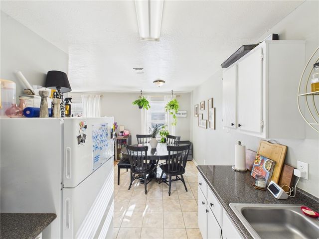 2201-03 Crest, College Station, TX 77840