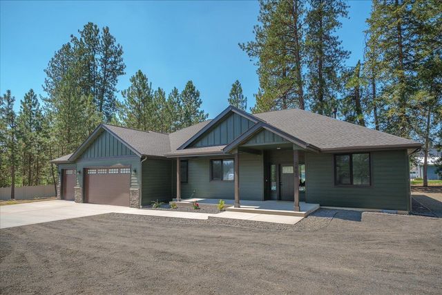 3402 E Yearling Rd, Chattaroy, WA 99003