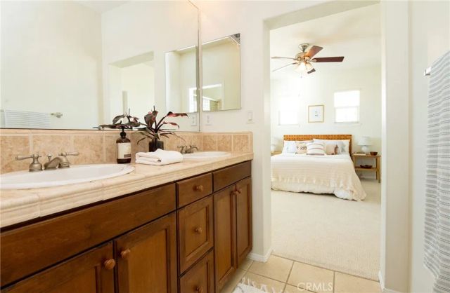 23015 Mission, Carson, CA 90745