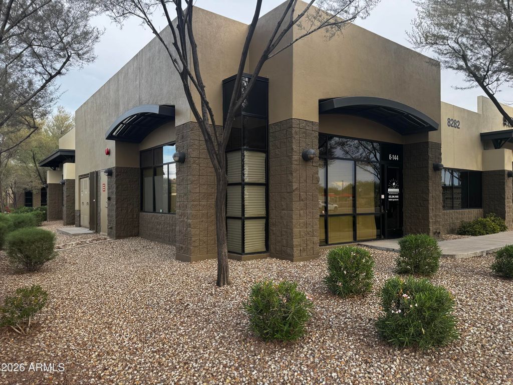 8282 W CACTUS Road E-144, Peoria, AZ 85381 — exterior