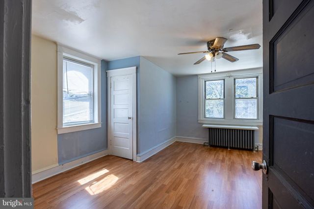 109 LONG LN, Upper Darby, PA 19082