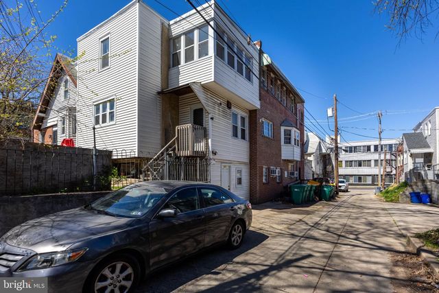 109 LONG LN, Upper Darby, PA 19082