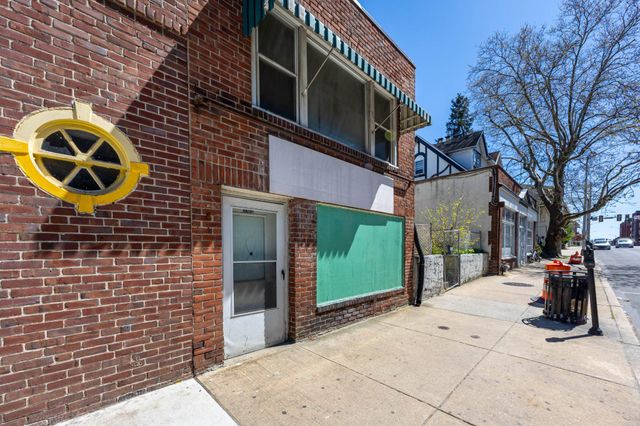 109 LONG LN, Upper Darby, PA 19082