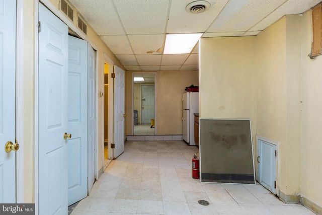 109 LONG LN, Upper Darby, PA 19082