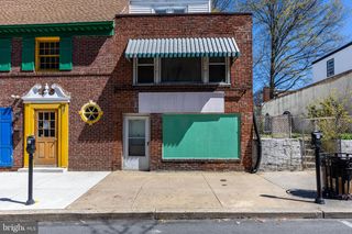 109 LONG LN, Upper Darby, PA 19082