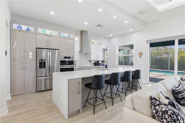 1714 NW 17th TER, Cape Coral, FL 33993