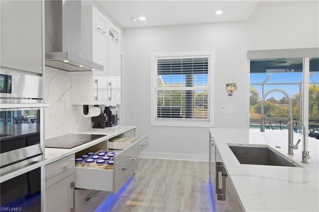 1714 NW 17th TER, Cape Coral, FL 33993