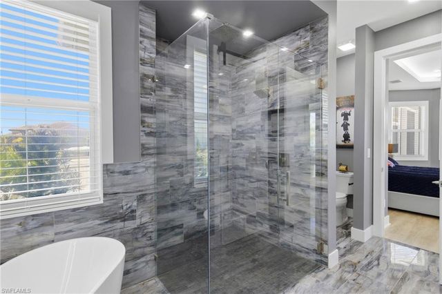 1714 NW 17th TER, Cape Coral, FL 33993