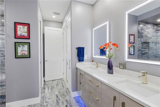 1714 NW 17th TER, Cape Coral, FL 33993