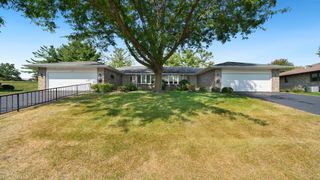 6636 Timberline Lane 2, Rockford, IL 61108