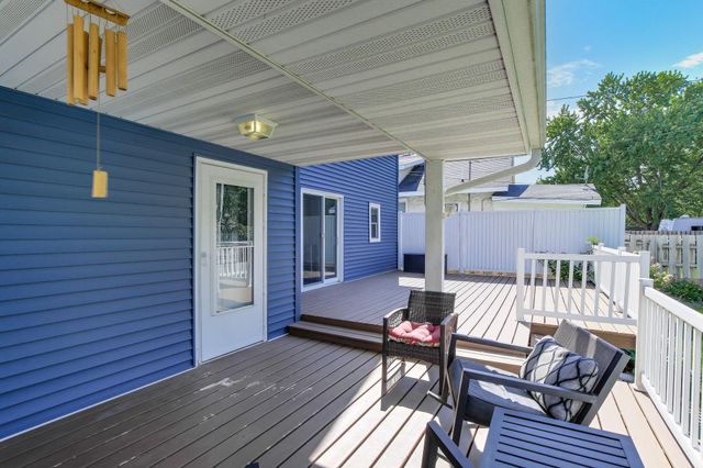 765 E Main Street, Anoka, MN 55303