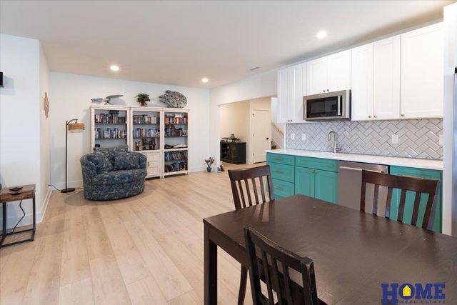 8440 Raven Drive, Louisville, NE 68037