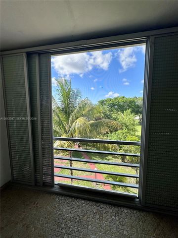 1501 NE 191st Street C412, Miami, FL 33179