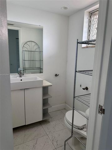 1501 NE 191st Street C412, Miami, FL 33179