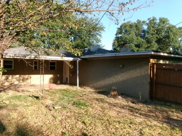 2214 Wakefield Avenue, Bossier City, LA 71111