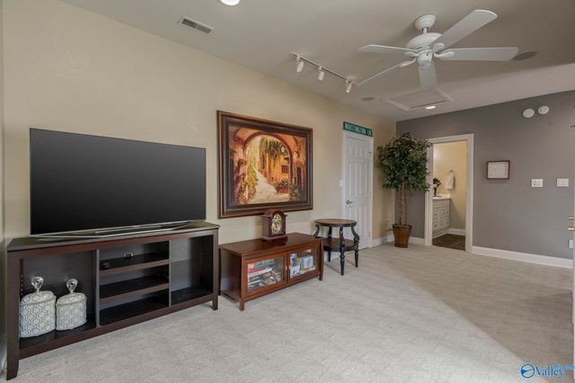 5 Chittamwood Drive, Huntsville, AL 35802