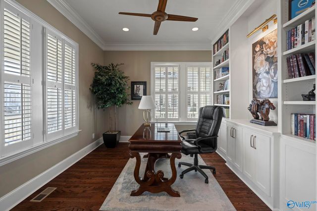 5 Chittamwood Drive, Huntsville, AL 35802