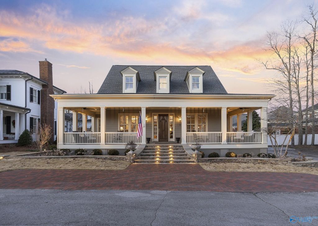 5 Chittamwood Drive, Huntsville, AL 35802