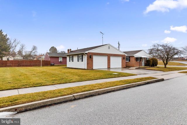 150 MUMMA AVE, Hanover, PA 17331