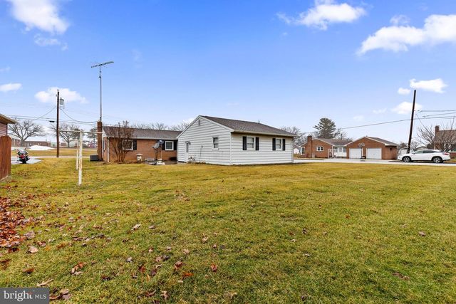 150 MUMMA AVE, Hanover, PA 17331