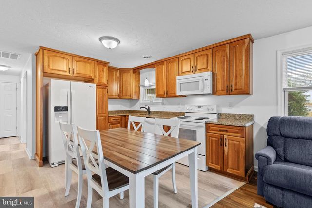 150 MUMMA AVE, Hanover, PA 17331