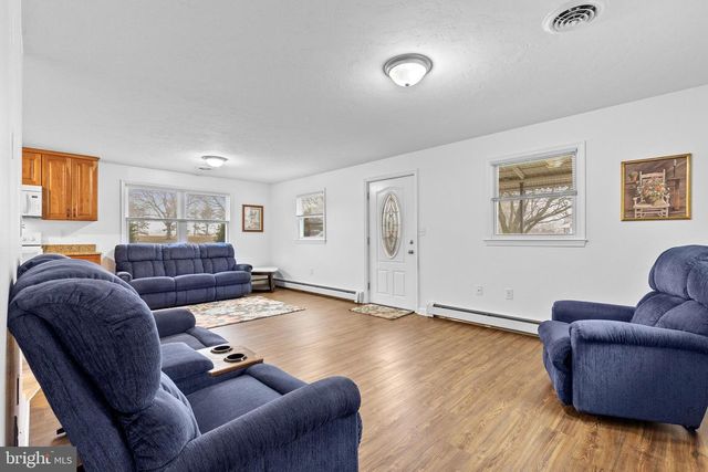 150 MUMMA AVE, Hanover, PA 17331