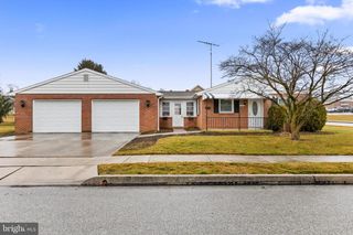 150 MUMMA AVE, Hanover, PA 17331