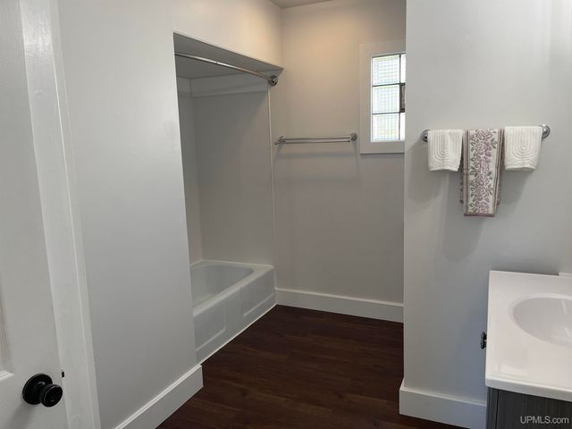 1612 Barber Street, Bessemer, MI 49911